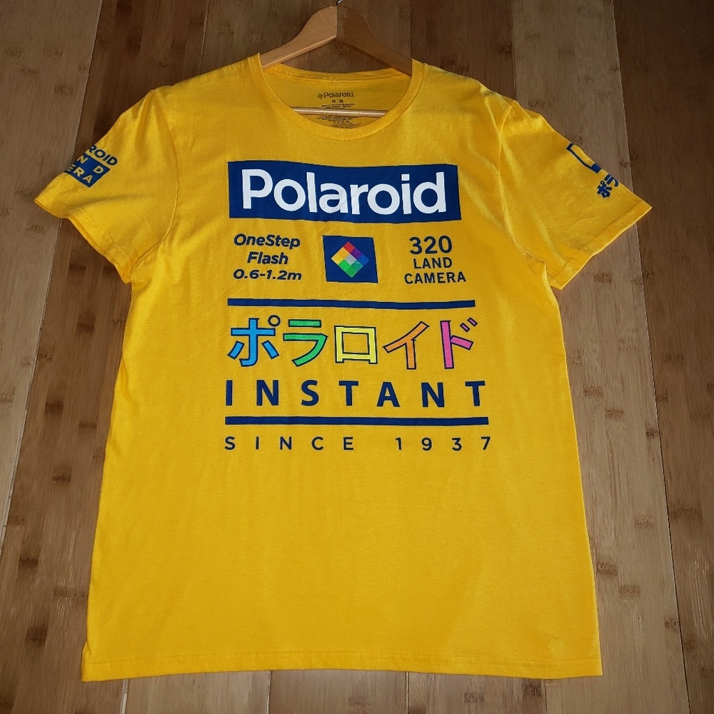 Polaroid t-shirt Size (M)